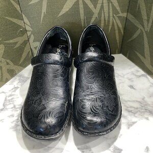 EUC~.BOC Peggy Black gray Tooled Embossed Leather Clog size 6.5M